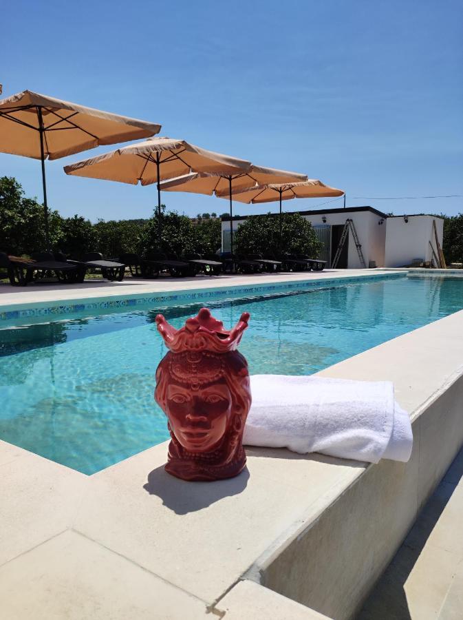 Agribarocco Hotel Noto Bagian luar foto