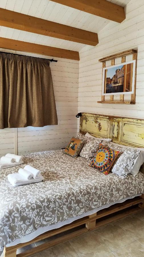 Agribarocco Hotel Noto Bagian luar foto