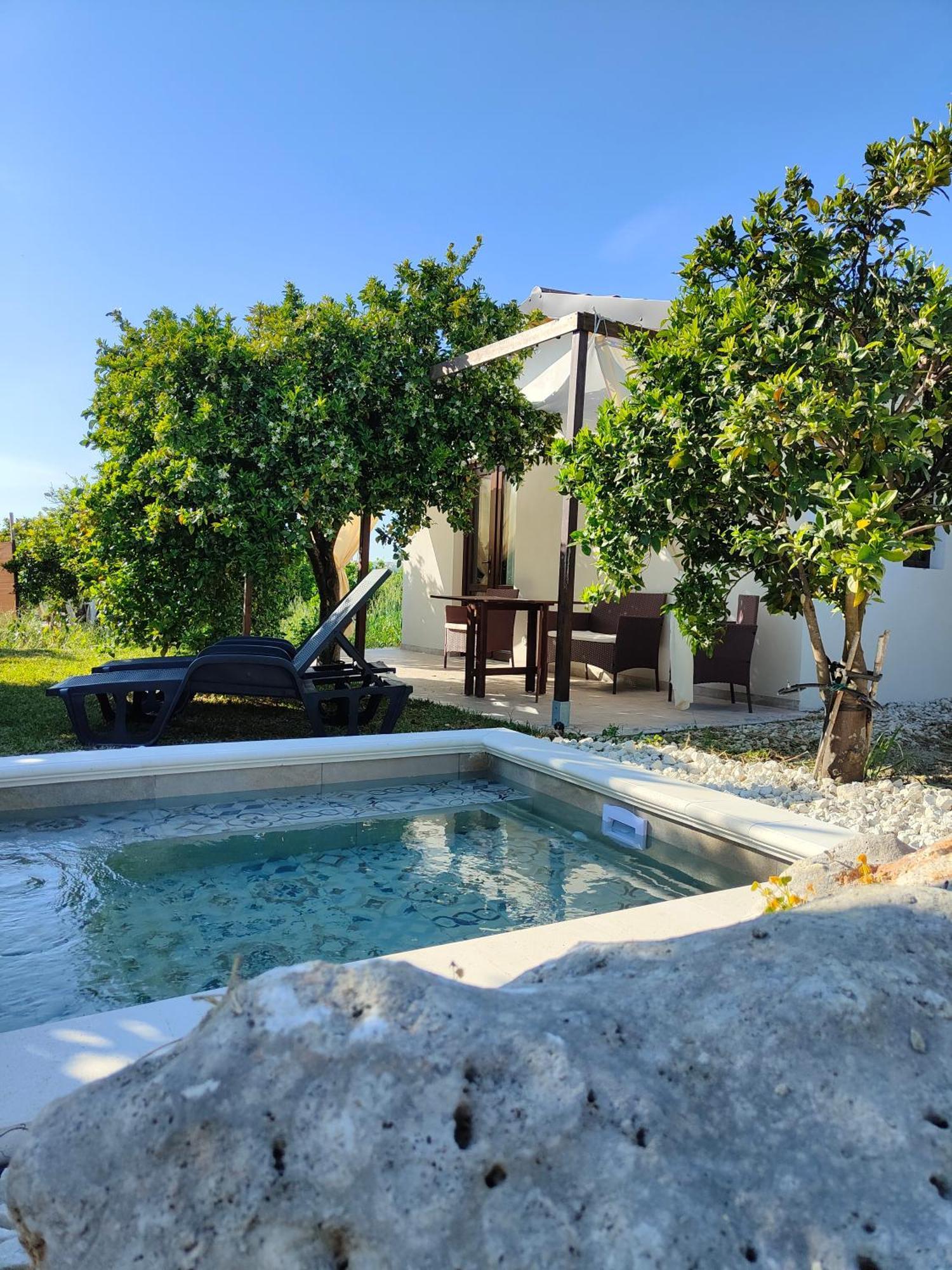 Agribarocco Hotel Noto Bagian luar foto